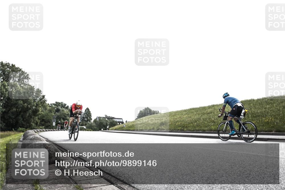 21.06.2026 - 29. Vierlanden-Triathlon H.Heesch http://msf.ph/oto/9899146 21.06.2026 10:52:51 Radfahren 50, 121, 130, 261, 426, 625 meine-sportfotos.de