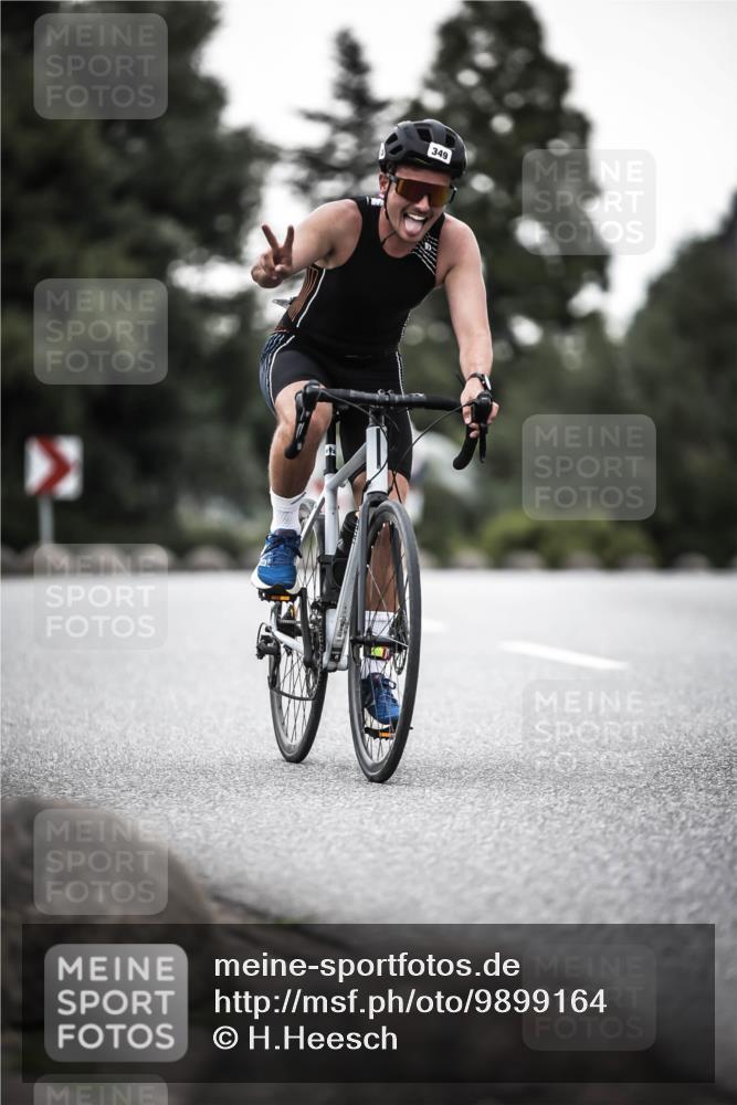 21.06.2026 - 29. Vierlanden-Triathlon H.Heesch http://msf.ph/oto/9899164 21.06.2026 10:06:45 Radfahren 199, 306, 349, 361 meine-sportfotos.de