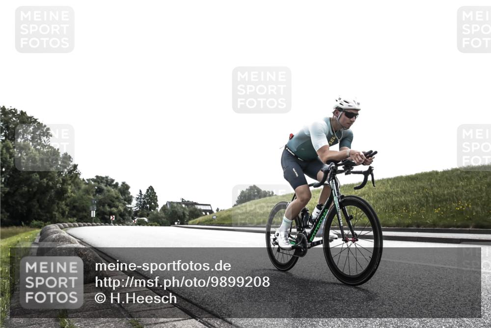 21.06.2026 - 29. Vierlanden-Triathlon H.Heesch http://msf.ph/oto/9899208 21.06.2026 10:53:54 Radfahren 59, 513, 600 meine-sportfotos.de