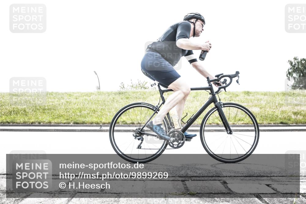 21.06.2026 - 29. Vierlanden-Triathlon H.Heesch http://msf.ph/oto/9899269 21.06.2026 11:35:52 Radfahren 248, 818, 846, 870, 874 meine-sportfotos.de