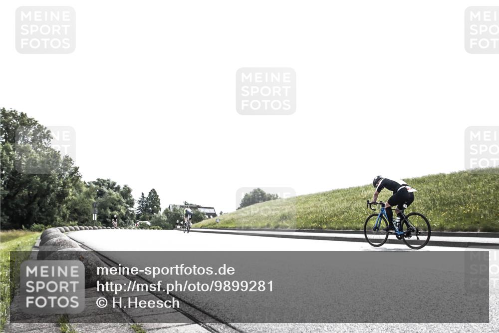 21.06.2026 - 29. Vierlanden-Triathlon H.Heesch http://msf.ph/oto/9899281 21.06.2026 10:57:01 Radfahren 58, 145, 328, 368, 374, 383, 384, 391, 486, 488, 517, 535, 575, 616 meine-sportfotos.de