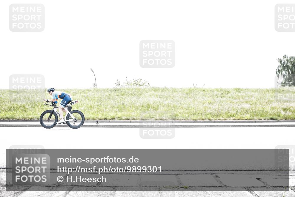 21.06.2026 - 29. Vierlanden-Triathlon H.Heesch http://msf.ph/oto/9899301 21.06.2026 11:36:26 Radfahren 43, 246, 653, 833 meine-sportfotos.de