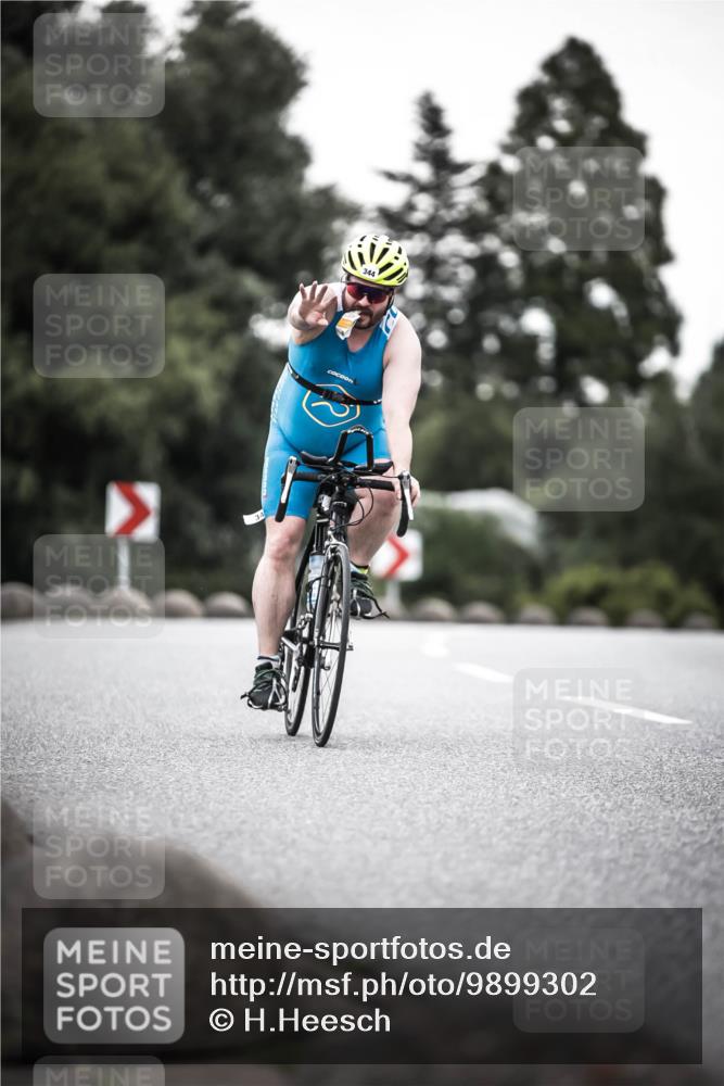 21.06.2026 - 29. Vierlanden-Triathlon H.Heesch http://msf.ph/oto/9899302 21.06.2026 10:07:10 Radfahren 83, 344, 348 meine-sportfotos.de