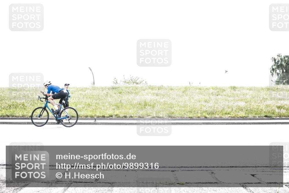 21.06.2026 - 29. Vierlanden-Triathlon H.Heesch http://msf.ph/oto/9899316 21.06.2026 11:36:52 Radfahren 58, 94, 716, 832 meine-sportfotos.de