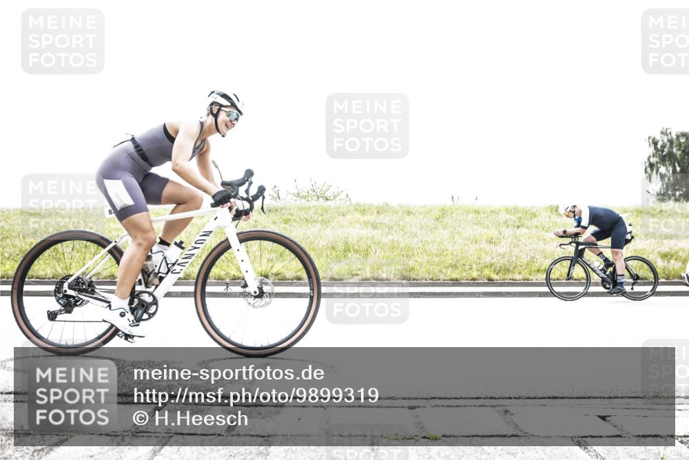 21.06.2026 - 29. Vierlanden-Triathlon H.Heesch http://msf.ph/oto/9899319 21.06.2026 11:36:55 Radfahren 58, 94, 832, 865 meine-sportfotos.de