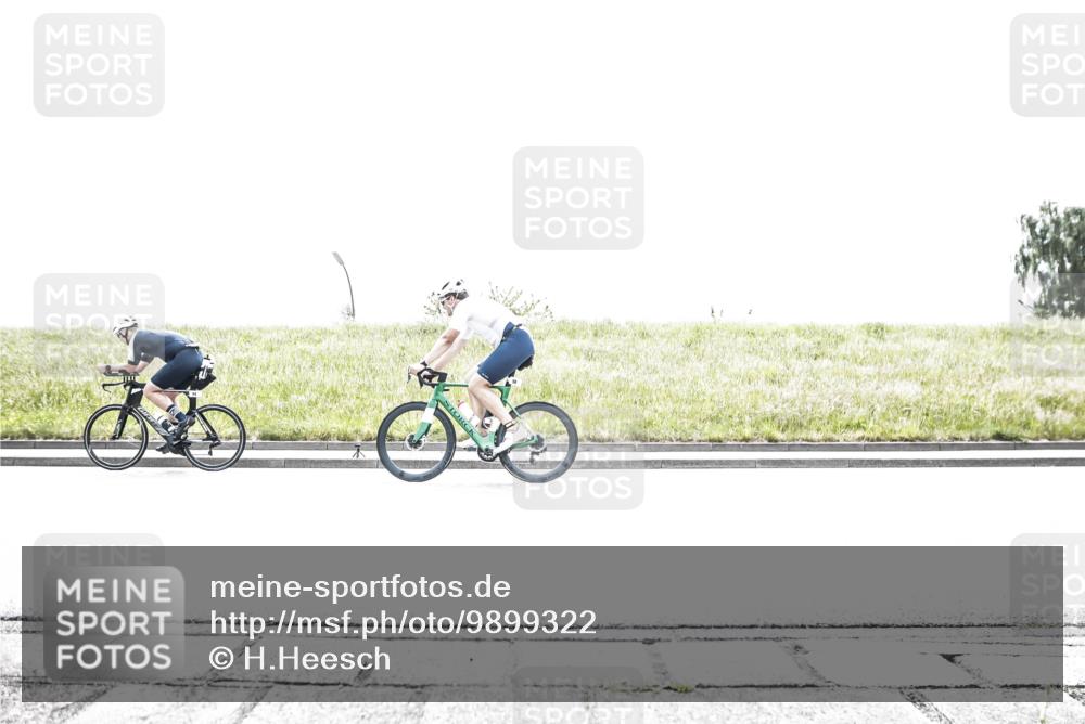 21.06.2026 - 29. Vierlanden-Triathlon H.Heesch http://msf.ph/oto/9899322 21.06.2026 11:36:56 Radfahren 58, 94, 832, 865 meine-sportfotos.de