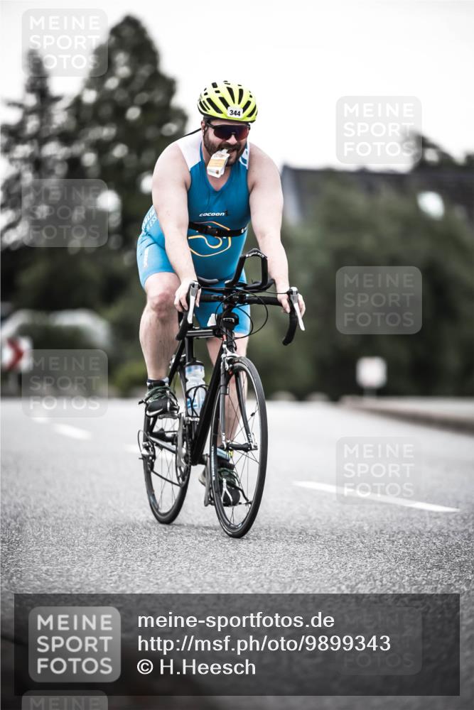 21.06.2026 - 29. Vierlanden-Triathlon H.Heesch http://msf.ph/oto/9899343 21.06.2026 10:07:10 Radfahren 83, 344, 348 meine-sportfotos.de