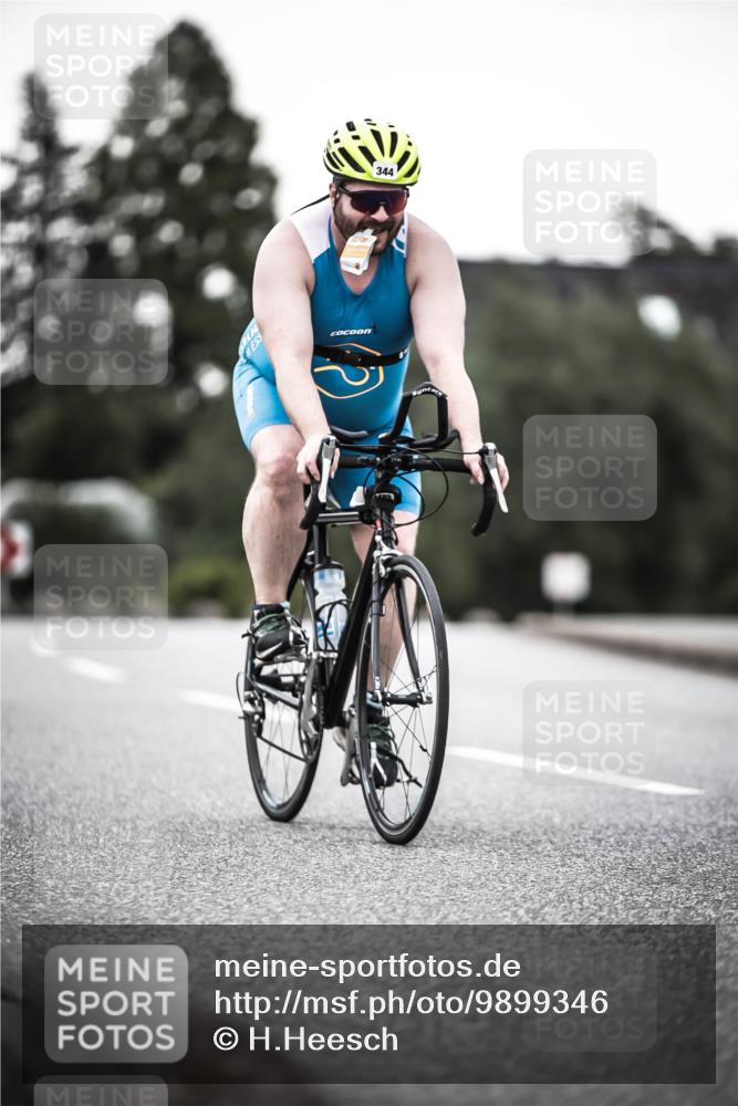 21.06.2026 - 29. Vierlanden-Triathlon H.Heesch http://msf.ph/oto/9899346 21.06.2026 10:07:10 Radfahren 83, 344, 348 meine-sportfotos.de