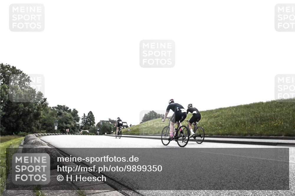 21.06.2026 - 29. Vierlanden-Triathlon H.Heesch http://msf.ph/oto/9899350 21.06.2026 10:59:22 Radfahren  meine-sportfotos.de