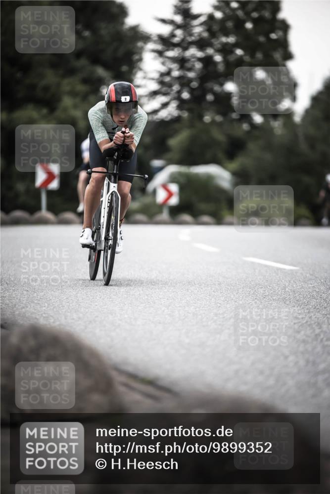 21.06.2026 - 29. Vierlanden-Triathlon H.Heesch http://msf.ph/oto/9899352 21.06.2026 10:07:23 Radfahren 2, 68, 270 meine-sportfotos.de