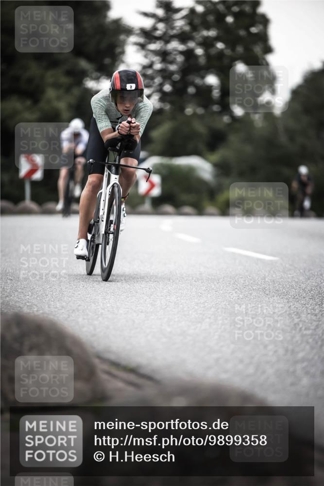 21.06.2026 - 29. Vierlanden-Triathlon H.Heesch http://msf.ph/oto/9899358 21.06.2026 10:07:23 Radfahren 2, 68, 270 meine-sportfotos.de