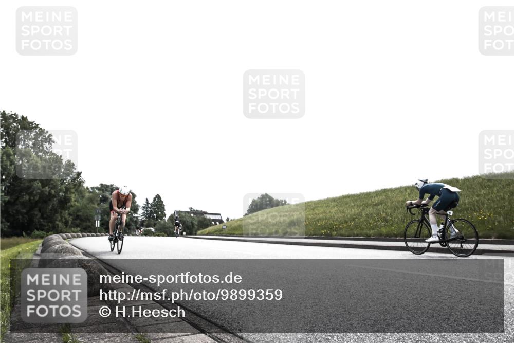 21.06.2026 - 29. Vierlanden-Triathlon H.Heesch http://msf.ph/oto/9899359 21.06.2026 10:59:48 Radfahren 247, 1353 meine-sportfotos.de