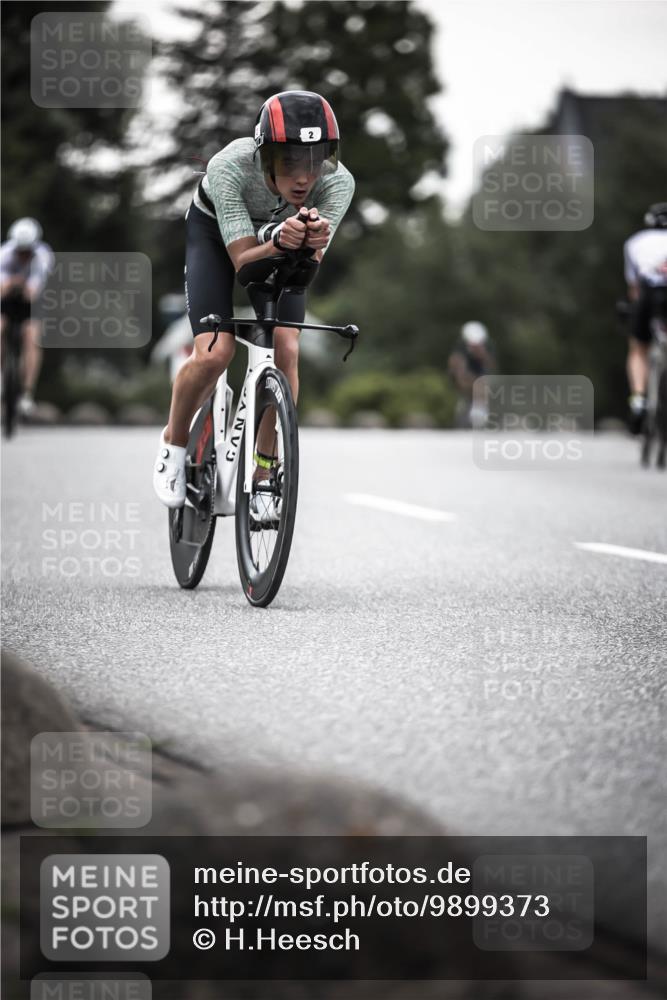 21.06.2026 - 29. Vierlanden-Triathlon H.Heesch http://msf.ph/oto/9899373 21.06.2026 10:07:23 Radfahren 2, 68, 270 meine-sportfotos.de