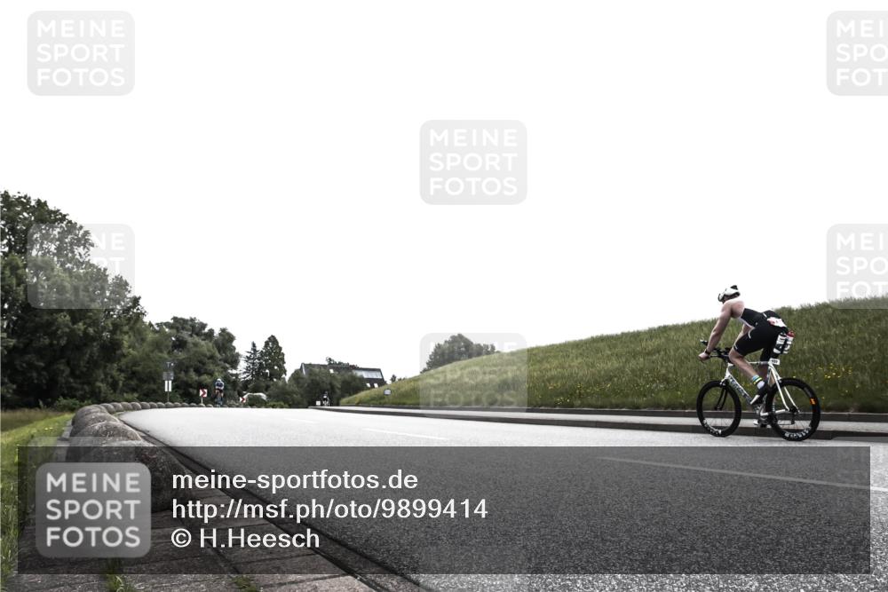 21.06.2026 - 29. Vierlanden-Triathlon H.Heesch http://msf.ph/oto/9899414 21.06.2026 11:01:57 Radfahren 18, 155, 200, 566 meine-sportfotos.de