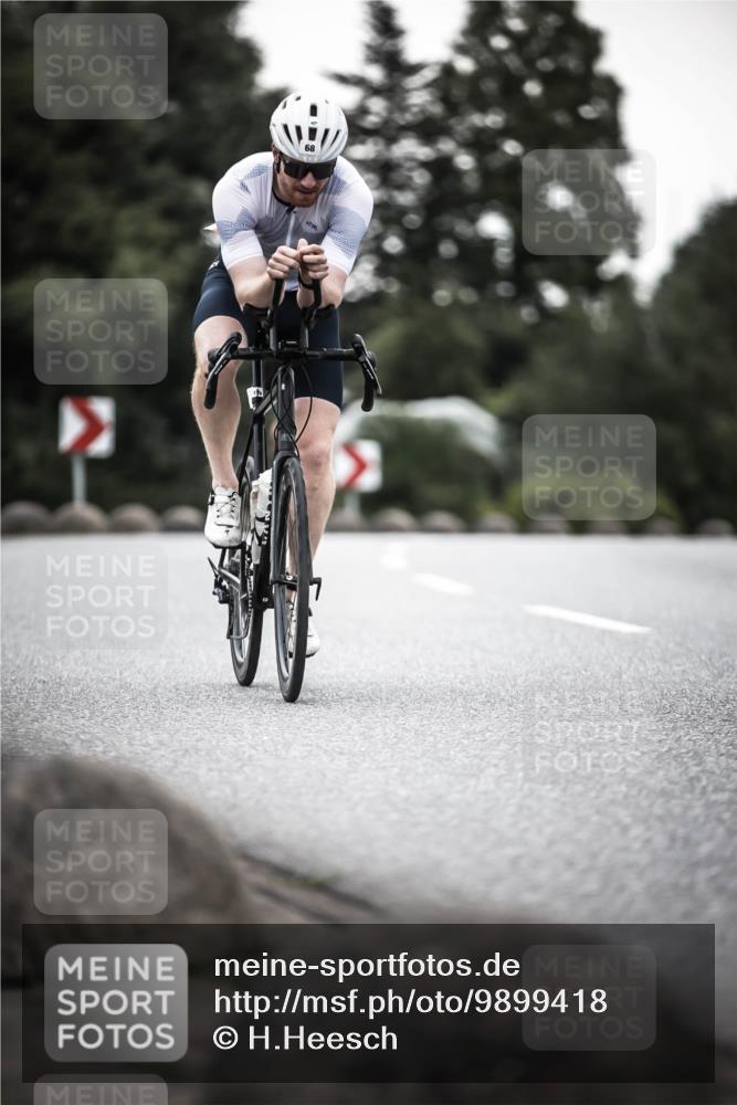 21.06.2026 - 29. Vierlanden-Triathlon H.Heesch http://msf.ph/oto/9899418 21.06.2026 10:07:26 Radfahren 2, 68, 88, 270 meine-sportfotos.de