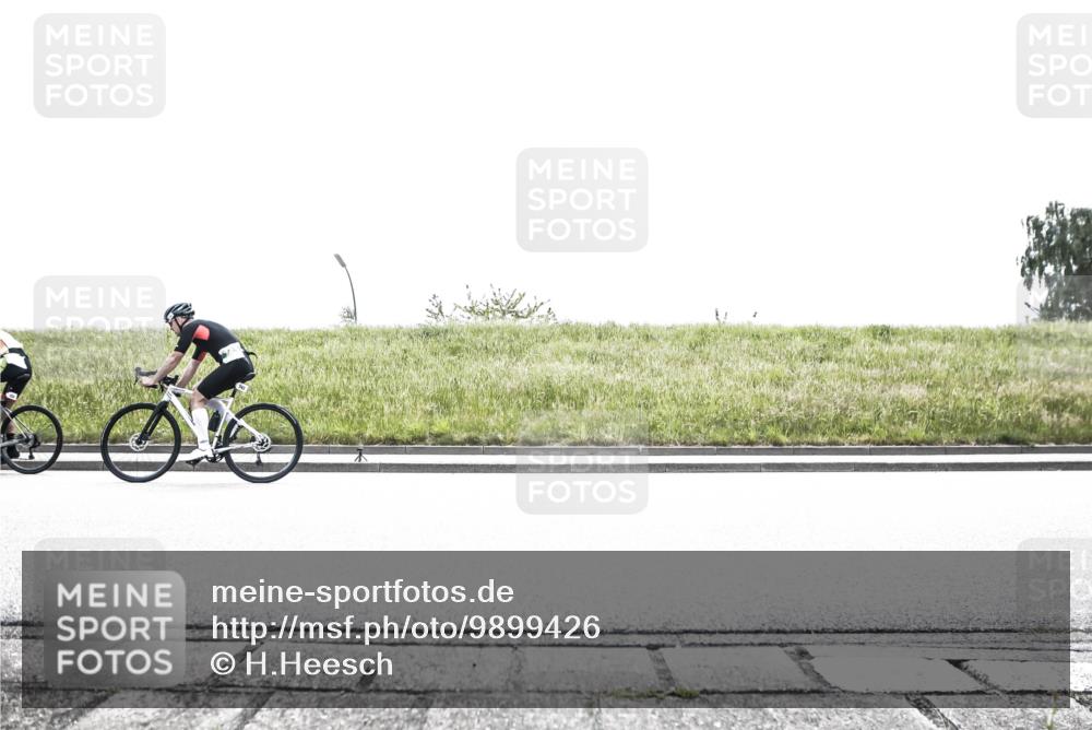 21.06.2026 - 29. Vierlanden-Triathlon H.Heesch http://msf.ph/oto/9899426 21.06.2026 11:40:33 Radfahren 249, 293, 630, 656, 671, 733, 743, 751 meine-sportfotos.de