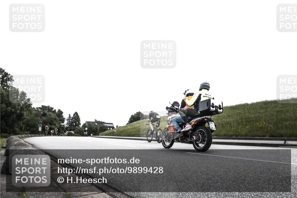 21.06.2026 - 29. Vierlanden-Triathlon H.Heesch http://msf.ph/oto/9899428 21.06.2026 11:03:00 Radfahren 4, 8, 99, 186, 197 meine-sportfotos.de