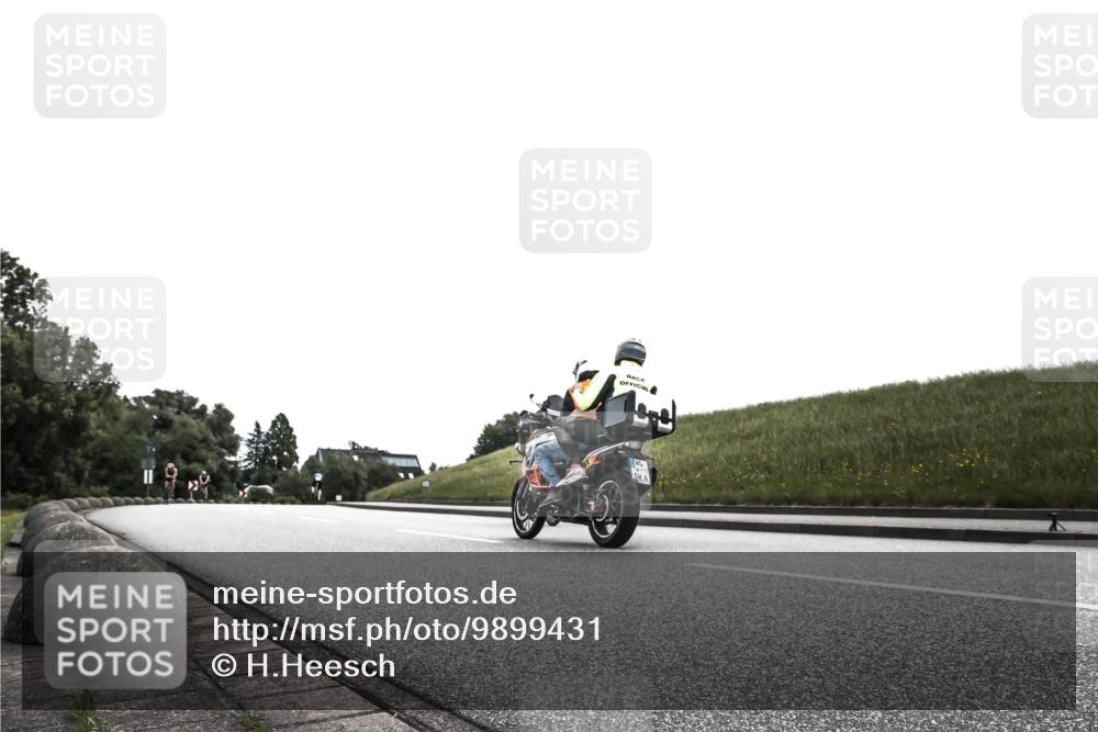21.06.2026 - 29. Vierlanden-Triathlon H.Heesch http://msf.ph/oto/9899431 21.06.2026 11:03:00 Radfahren 4, 8, 99, 186, 197 meine-sportfotos.de