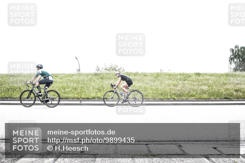 21.06.2026 - 29. Vierlanden-Triathlon H.Heesch http://msf.ph/oto/9899435 21.06.2026 11:40:38 Radfahren 249, 293, 630, 660, 713, 733, 1358 meine-sportfotos.de