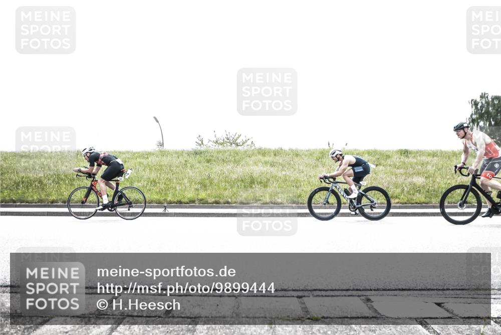 21.06.2026 - 29. Vierlanden-Triathlon H.Heesch http://msf.ph/oto/9899444 21.06.2026 11:40:46 Radfahren 660, 713, 851, 1358 meine-sportfotos.de