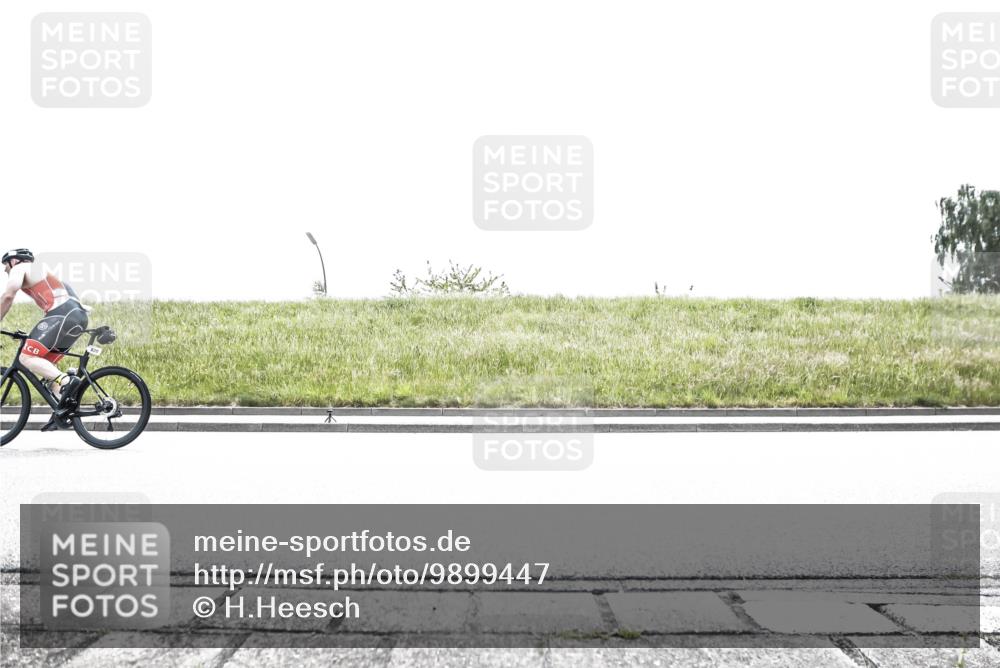 21.06.2026 - 29. Vierlanden-Triathlon H.Heesch http://msf.ph/oto/9899447 21.06.2026 11:40:47 Radfahren 660, 713, 851, 1358 meine-sportfotos.de