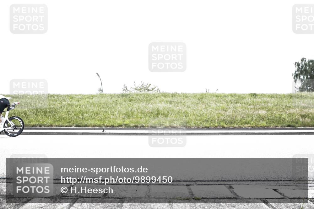 21.06.2026 - 29. Vierlanden-Triathlon H.Heesch http://msf.ph/oto/9899450 21.06.2026 11:40:48 Radfahren 851, 1358 meine-sportfotos.de