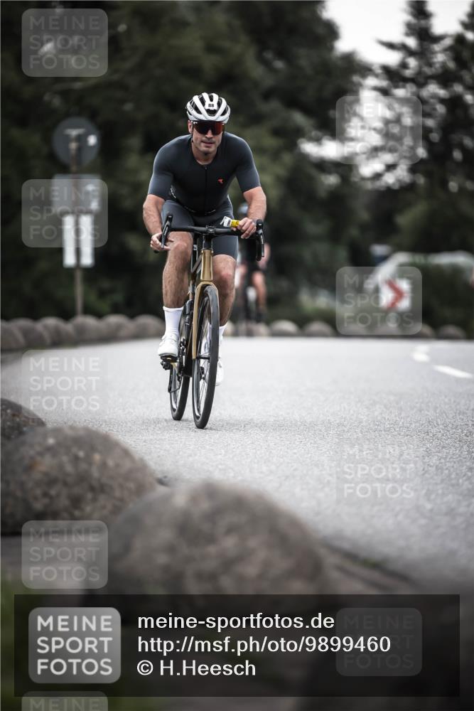 21.06.2026 - 29. Vierlanden-Triathlon H.Heesch http://msf.ph/oto/9899460 21.06.2026 10:07:31 Radfahren 88, 316, 347 meine-sportfotos.de