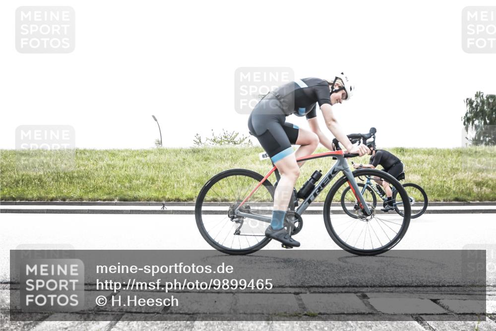 21.06.2026 - 29. Vierlanden-Triathlon H.Heesch http://msf.ph/oto/9899465 21.06.2026 11:41:08 Radfahren 709, 853 meine-sportfotos.de