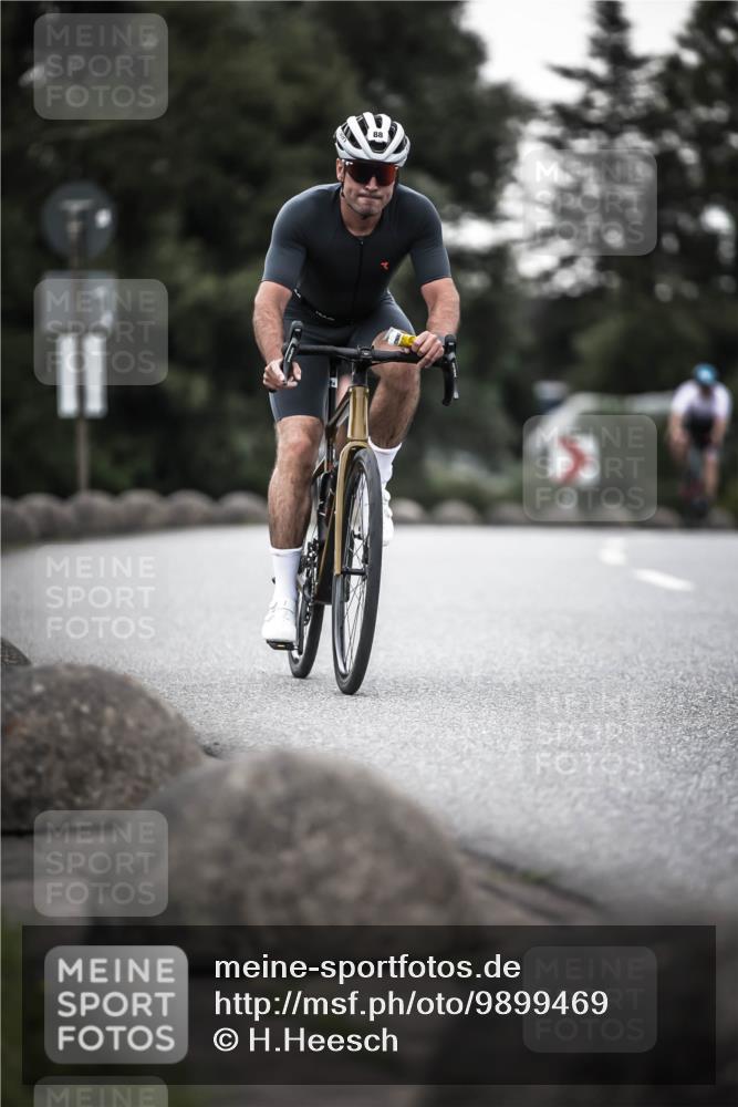 21.06.2026 - 29. Vierlanden-Triathlon H.Heesch http://msf.ph/oto/9899469 21.06.2026 10:07:31 Radfahren 88, 316, 347 meine-sportfotos.de