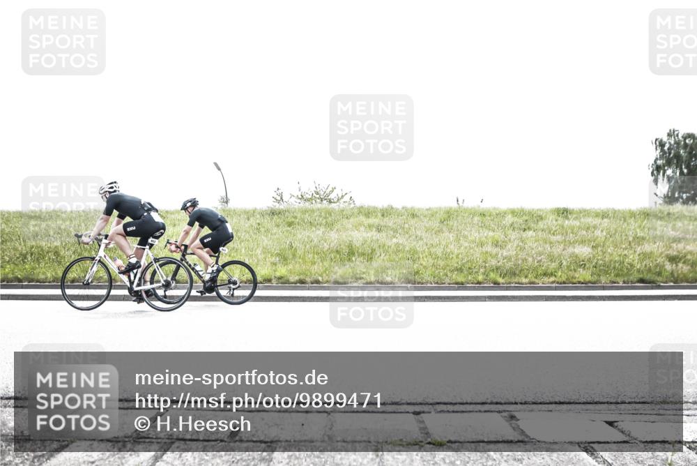 21.06.2026 - 29. Vierlanden-Triathlon H.Heesch http://msf.ph/oto/9899471 21.06.2026 11:41:33 Radfahren 137, 138, 236, 299, 643, 649, 652, 655, 659, 744, 855 meine-sportfotos.de