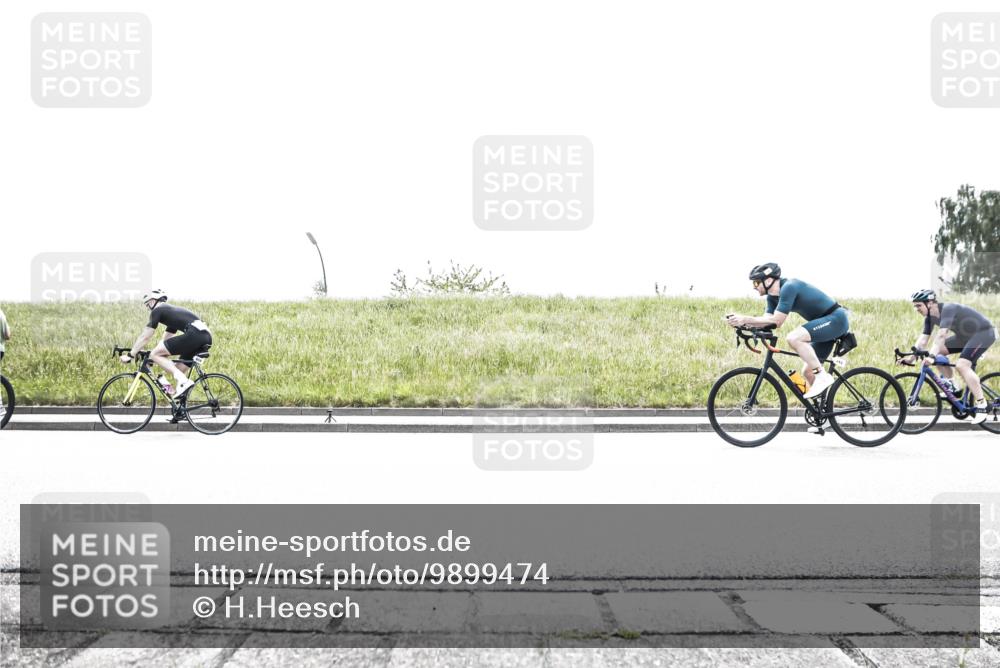 21.06.2026 - 29. Vierlanden-Triathlon H.Heesch http://msf.ph/oto/9899474 21.06.2026 11:41:40 Radfahren 137, 138, 236, 299, 634, 649, 655, 659, 682, 691, 712, 744 meine-sportfotos.de