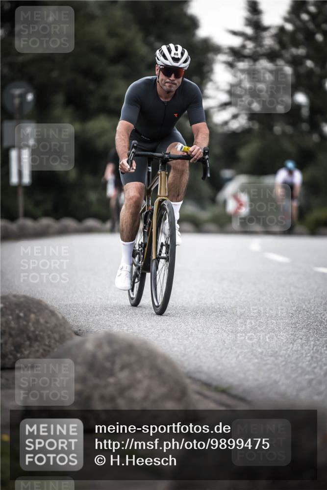 21.06.2026 - 29. Vierlanden-Triathlon H.Heesch http://msf.ph/oto/9899475 21.06.2026 10:07:31 Radfahren 88, 316, 347 meine-sportfotos.de