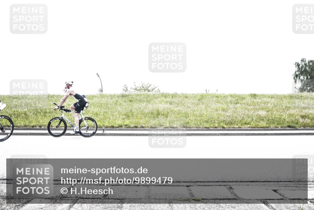 21.06.2026 - 29. Vierlanden-Triathlon H.Heesch http://msf.ph/oto/9899479 21.06.2026 11:41:42 Radfahren 137, 138, 634, 655, 682, 691, 712 meine-sportfotos.de