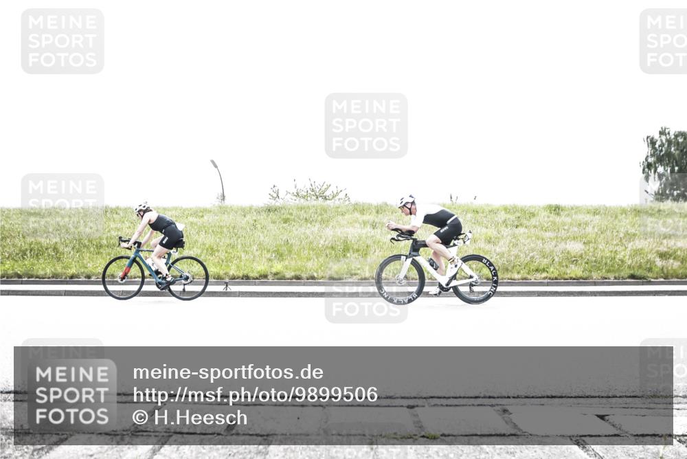21.06.2026 - 29. Vierlanden-Triathlon H.Heesch http://msf.ph/oto/9899506 21.06.2026 11:45:47 Radfahren 229, 680, 723, 742, 779, 813 meine-sportfotos.de