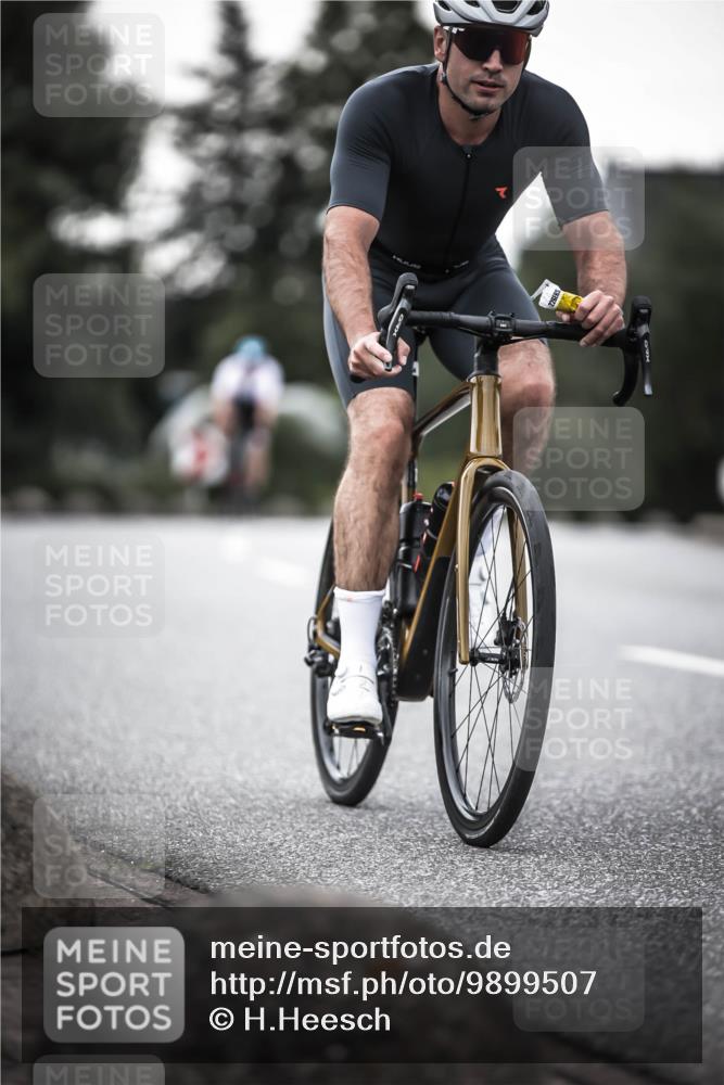 21.06.2026 - 29. Vierlanden-Triathlon H.Heesch http://msf.ph/oto/9899507 21.06.2026 10:07:32 Radfahren 88, 316, 347 meine-sportfotos.de