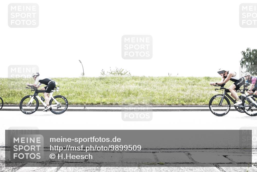 21.06.2026 - 29. Vierlanden-Triathlon H.Heesch http://msf.ph/oto/9899509 21.06.2026 11:45:47 Radfahren 229, 680, 723, 742, 779, 813 meine-sportfotos.de