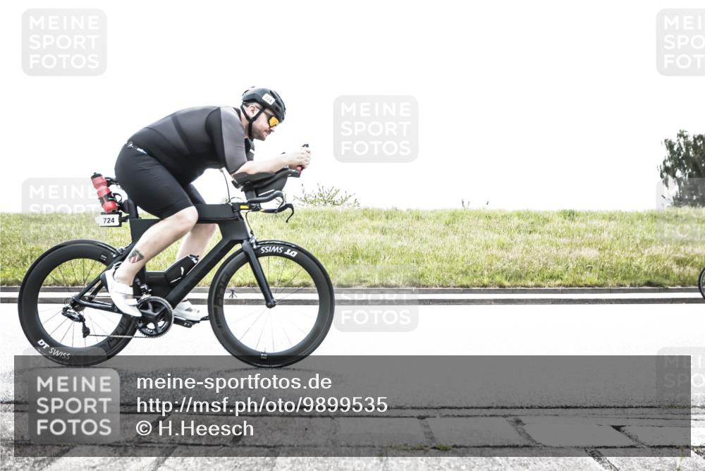 21.06.2026 - 29. Vierlanden-Triathlon H.Heesch http://msf.ph/oto/9899535 21.06.2026 11:46:04 Radfahren 17, 644, 724, 787, 807, 814, 877 meine-sportfotos.de