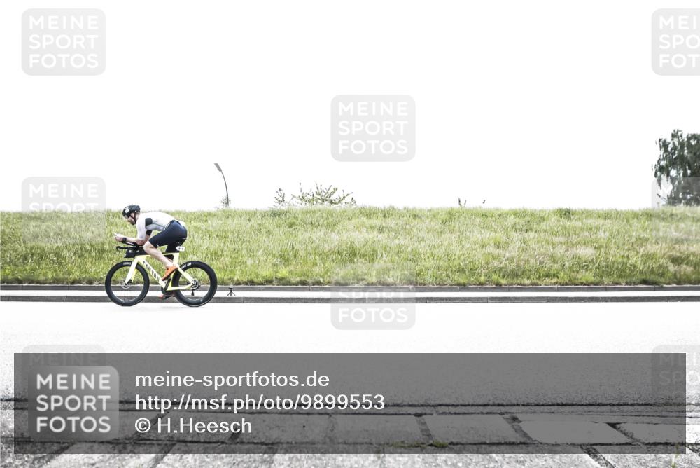 21.06.2026 - 29. Vierlanden-Triathlon H.Heesch http://msf.ph/oto/9899553 21.06.2026 11:46:45 Radfahren 183, 693, 811 meine-sportfotos.de