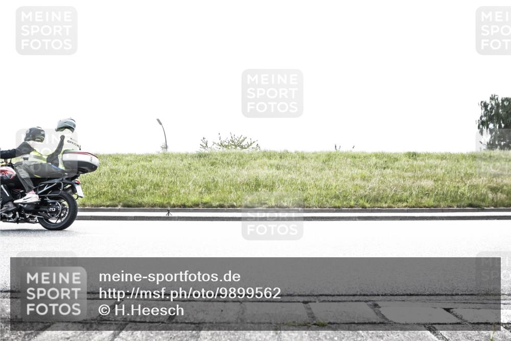 21.06.2026 - 29. Vierlanden-Triathlon H.Heesch http://msf.ph/oto/9899562 21.06.2026 11:47:01 Radfahren 803 meine-sportfotos.de