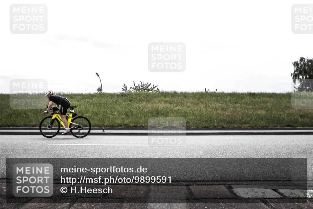 21.06.2026 - 29. Vierlanden-Triathlon H.Heesch http://msf.ph/oto/9899591 21.06.2026 11:47:55 Radfahren 272, 635, 648, 777 meine-sportfotos.de