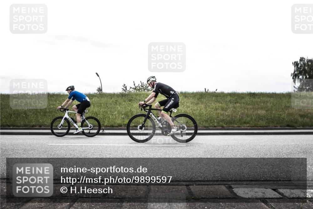 21.06.2026 - 29. Vierlanden-Triathlon H.Heesch http://msf.ph/oto/9899597 21.06.2026 11:48:04 Radfahren 648, 695, 750, 777 meine-sportfotos.de
