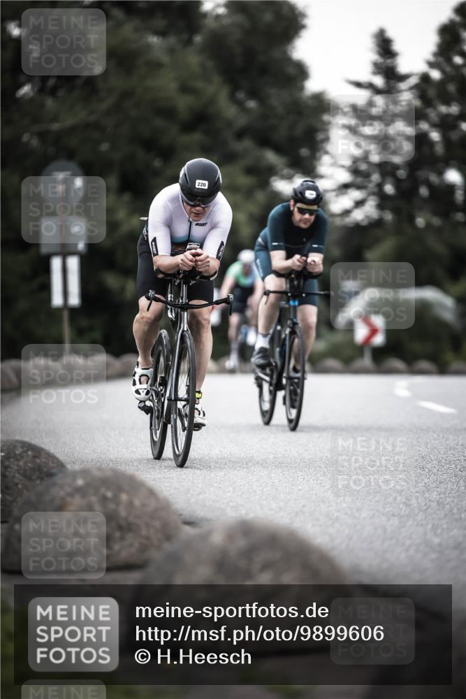 21.06.2026 - 29. Vierlanden-Triathlon H.Heesch http://msf.ph/oto/9899606 21.06.2026 10:07:52 Radfahren 50, 59, 104, 105, 167, 220, 231, 320 meine-sportfotos.de