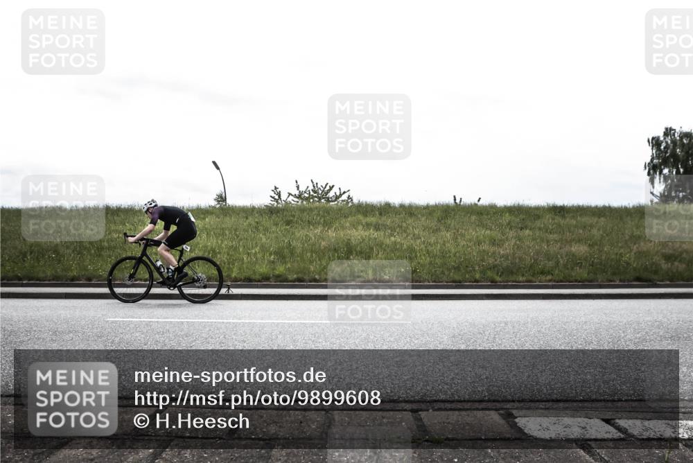 21.06.2026 - 29. Vierlanden-Triathlon H.Heesch http://msf.ph/oto/9899608 21.06.2026 11:48:14 Radfahren 695, 750, 817, 1358 meine-sportfotos.de