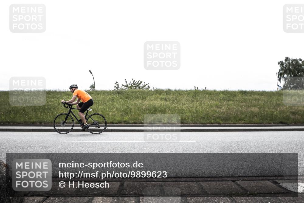 21.06.2026 - 29. Vierlanden-Triathlon H.Heesch http://msf.ph/oto/9899623 21.06.2026 11:48:41 Radfahren 660, 684, 685, 713, 780, 820 meine-sportfotos.de