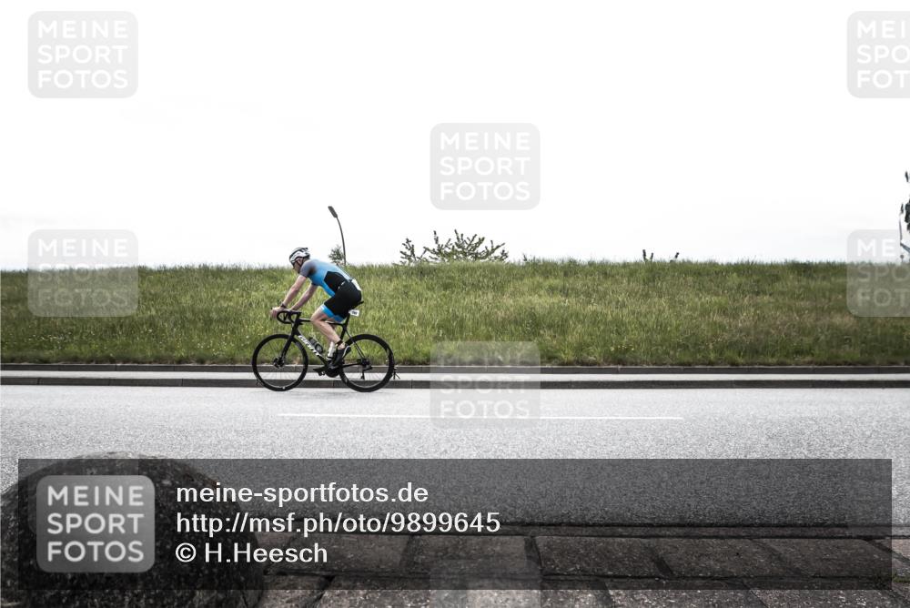 21.06.2026 - 29. Vierlanden-Triathlon H.Heesch http://msf.ph/oto/9899645 21.06.2026 11:48:57 Radfahren 641, 688, 782, 800 meine-sportfotos.de
