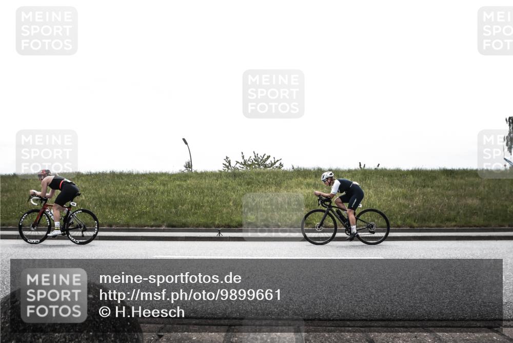 21.06.2026 - 29. Vierlanden-Triathlon H.Heesch http://msf.ph/oto/9899661 21.06.2026 11:49:11 Radfahren 105, 128, 279, 280, 681, 898 meine-sportfotos.de