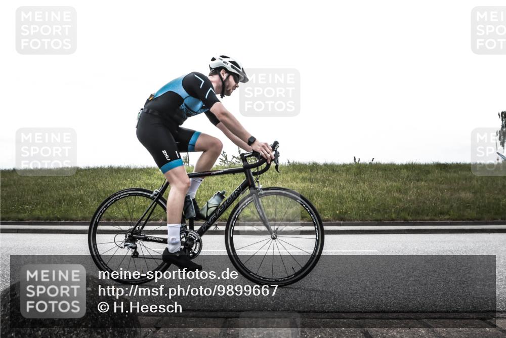 21.06.2026 - 29. Vierlanden-Triathlon H.Heesch http://msf.ph/oto/9899667 21.06.2026 11:49:14 Radfahren 105, 128, 279, 301, 647, 681 meine-sportfotos.de