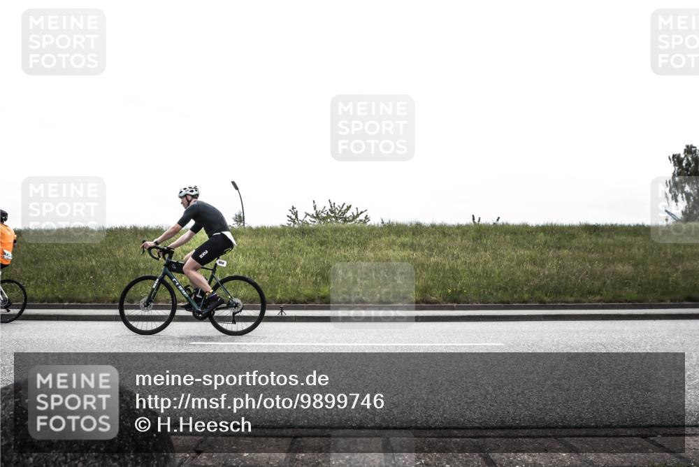 21.06.2026 - 29. Vierlanden-Triathlon H.Heesch http://msf.ph/oto/9899746 21.06.2026 11:50:41 Radfahren 658, 764 meine-sportfotos.de