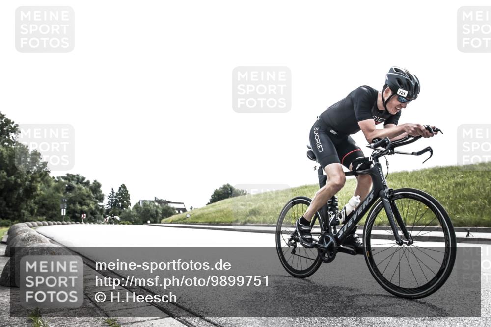 21.06.2026 - 29. Vierlanden-Triathlon H.Heesch http://msf.ph/oto/9899751 21.06.2026 11:39:58 Radfahren 647, 685, 721, 830 meine-sportfotos.de