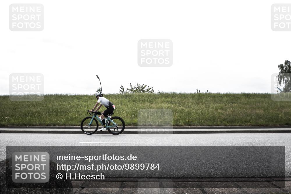 21.06.2026 - 29. Vierlanden-Triathlon H.Heesch http://msf.ph/oto/9899784 21.06.2026 11:51:39 Radfahren 6, 632 meine-sportfotos.de